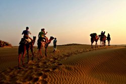 sam sand dunes jaisalmer Khuri