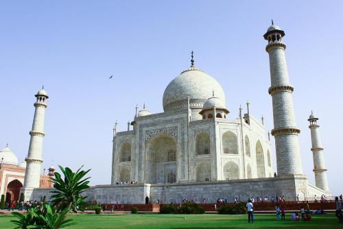 taj mahal in agra